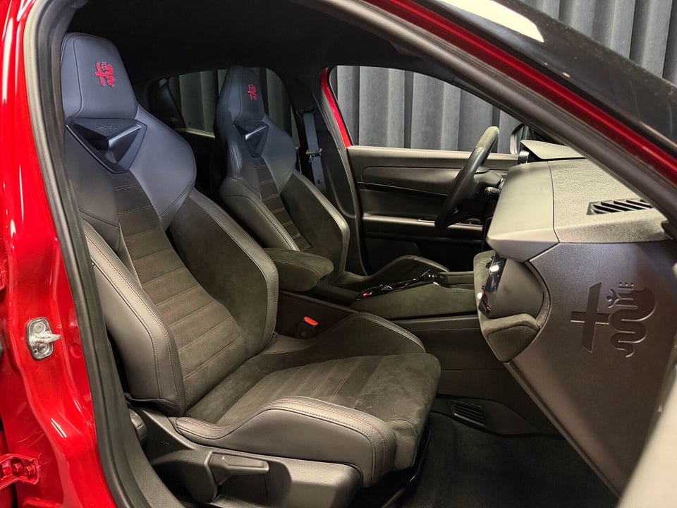 Alfa Romeo Junior Elettrica Speciale 5d