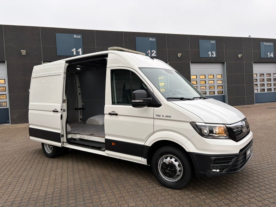 MAN TGE 2,0 3.180 Kassevogn L3H3 aut. RWD