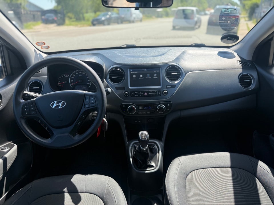 Hyundai i10 1,0 Touch 5d