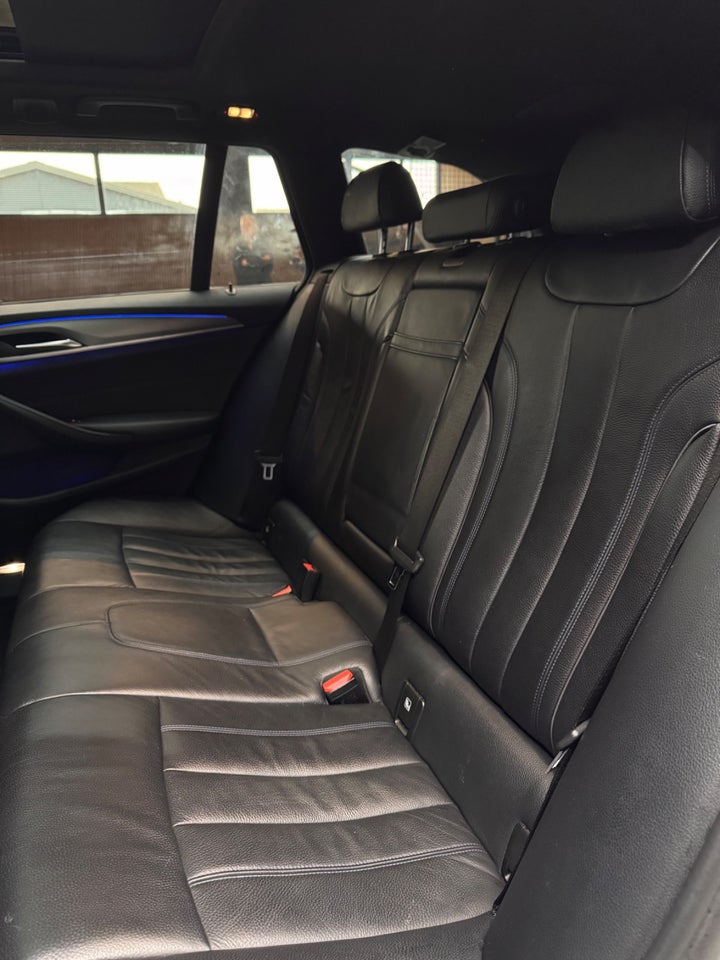 BMW 530d 3,0 Touring M-Sport aut. 5d
