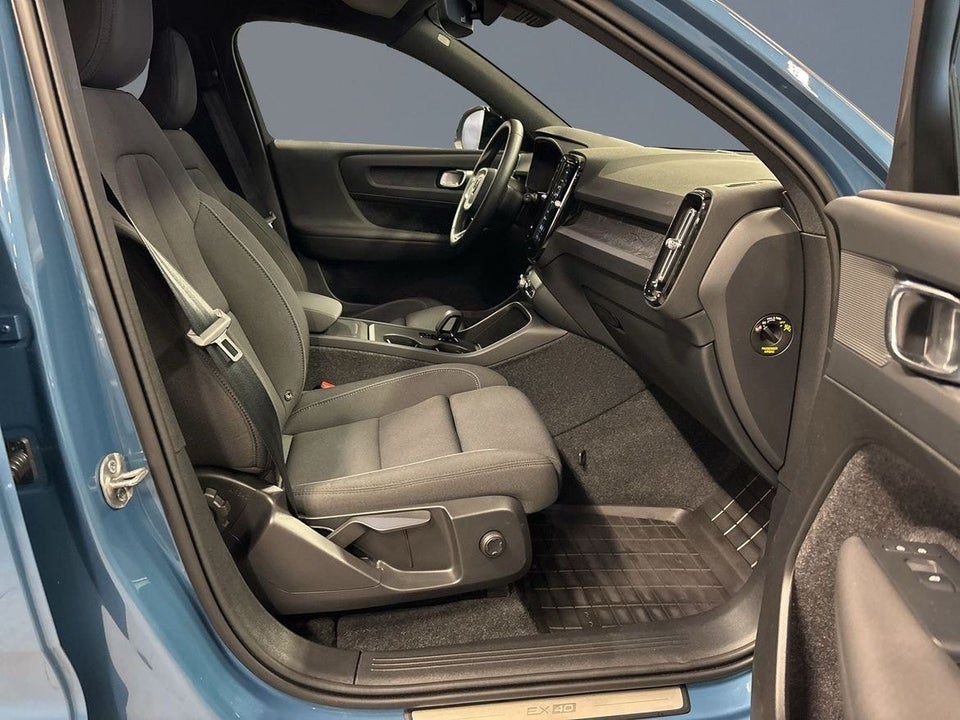 Volvo EX40 Extended Range Core 5d