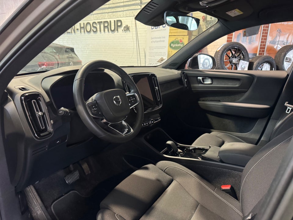 Volvo XC40 ReCharge Start 5d