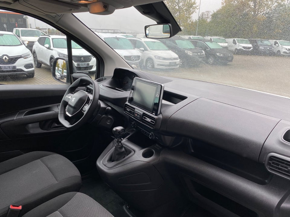Peugeot Partner 1,5 BlueHDi 130 L2V2 Ultimate Van