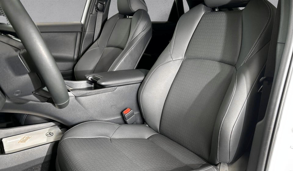 Toyota bZ4X Executive 5d