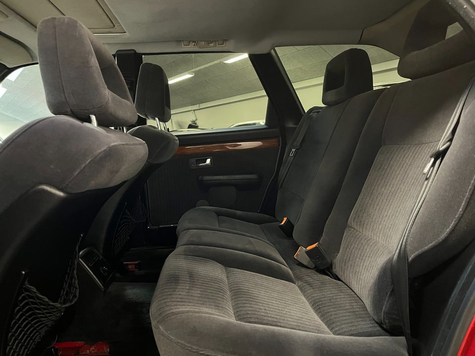 Audi 200 2,2 T 20V Avant quattro 5d