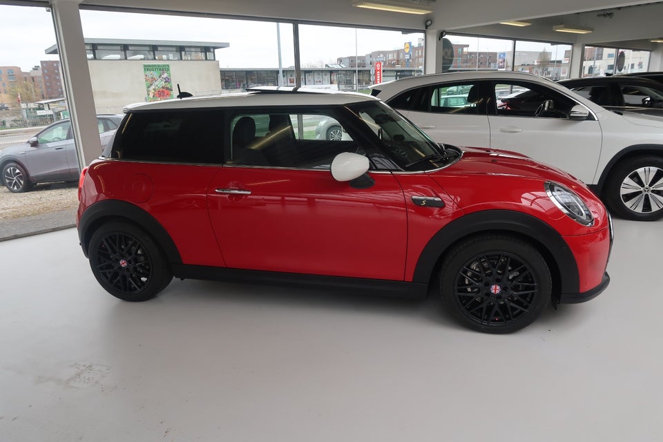MINI Cooper SE Classic Trim 3d