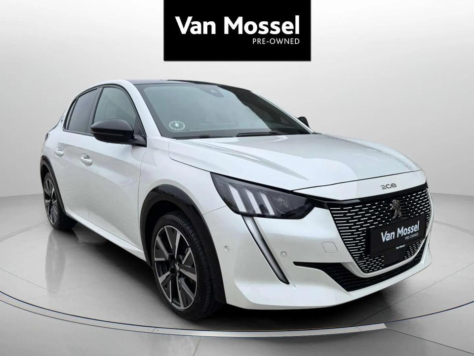Peugeot e-208 50 GT 5d