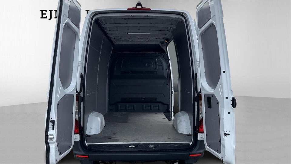 Mercedes Sprinter 317 2,0 CDi A2 Kassevogn aut. RWD