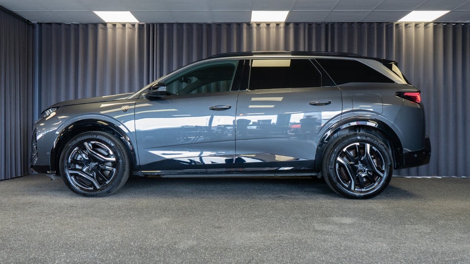 Peugeot e-5008 77 GT Pack 7prs 5d