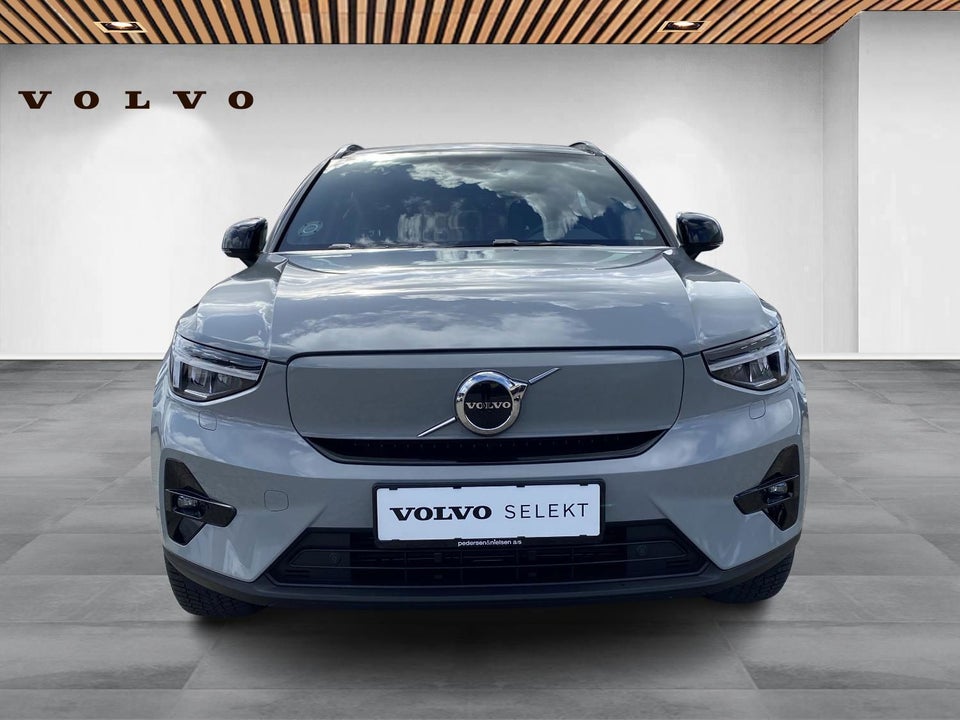 Volvo XC40 ReCharge Extended Range Plus 5d