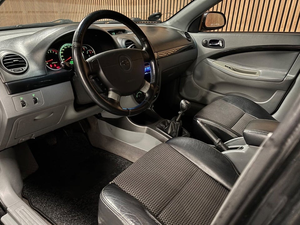 Chevrolet Lacetti 1,6 Classic 5d