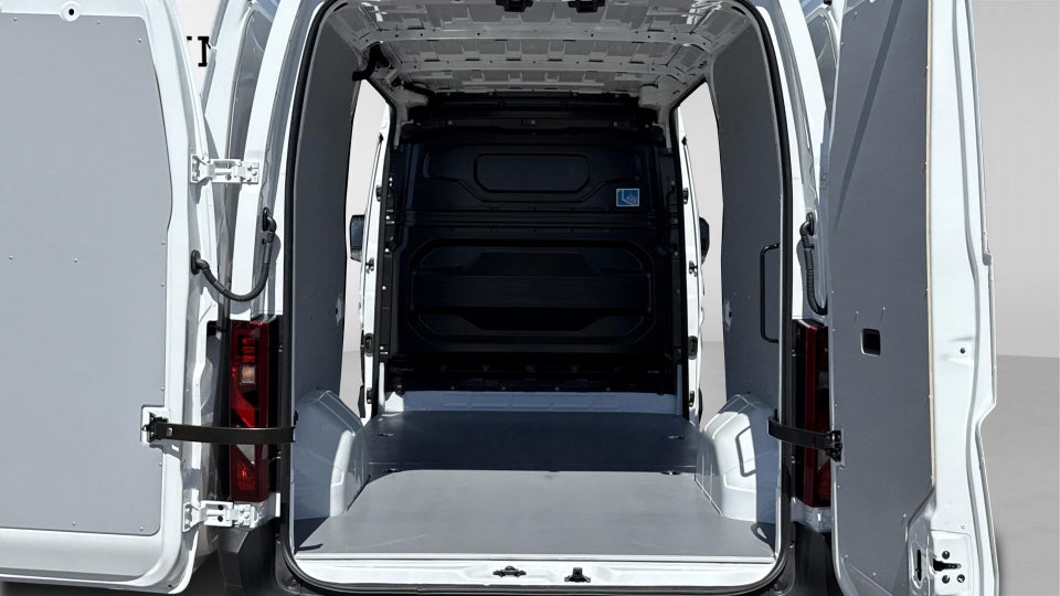 Renault Master V T33 2,0 dCi 150 L2H2 Kassevogn Tekno