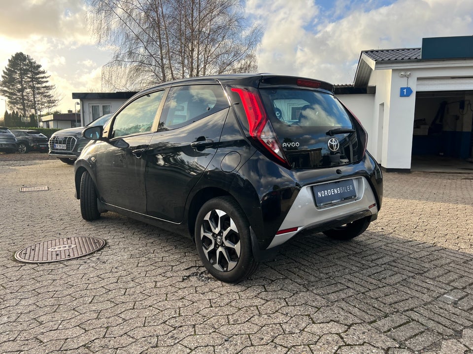 Toyota Aygo 1,0 VVT-i x-pression 5d