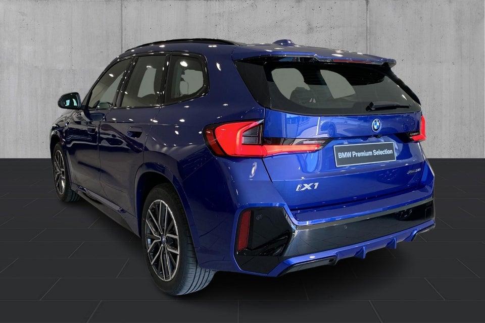 BMW iX1 xDrive30 M-Sport 5d