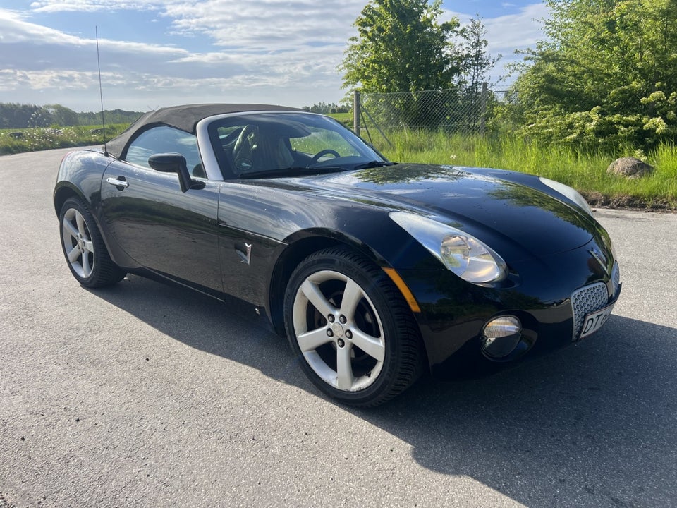 Pontiac Solstice 2,4 Roadster 2d