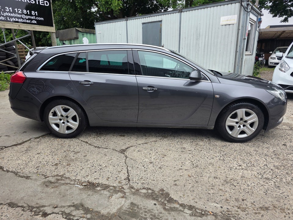Opel Insignia 1,8 Cosmo Sports Tourer 5d