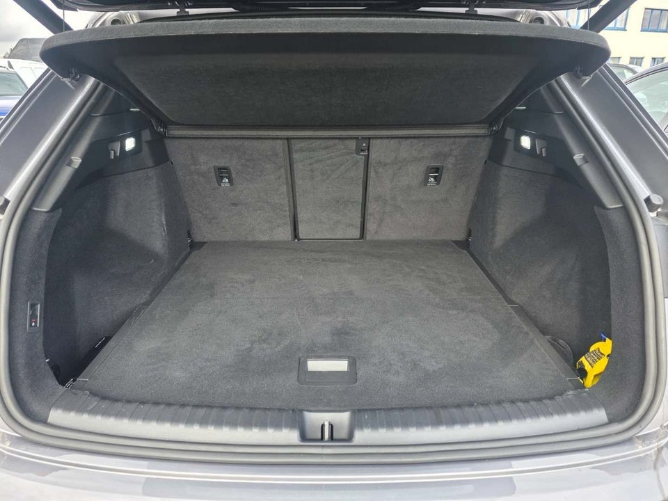 Audi Q4 e-tron 55 S-line quattro 5d