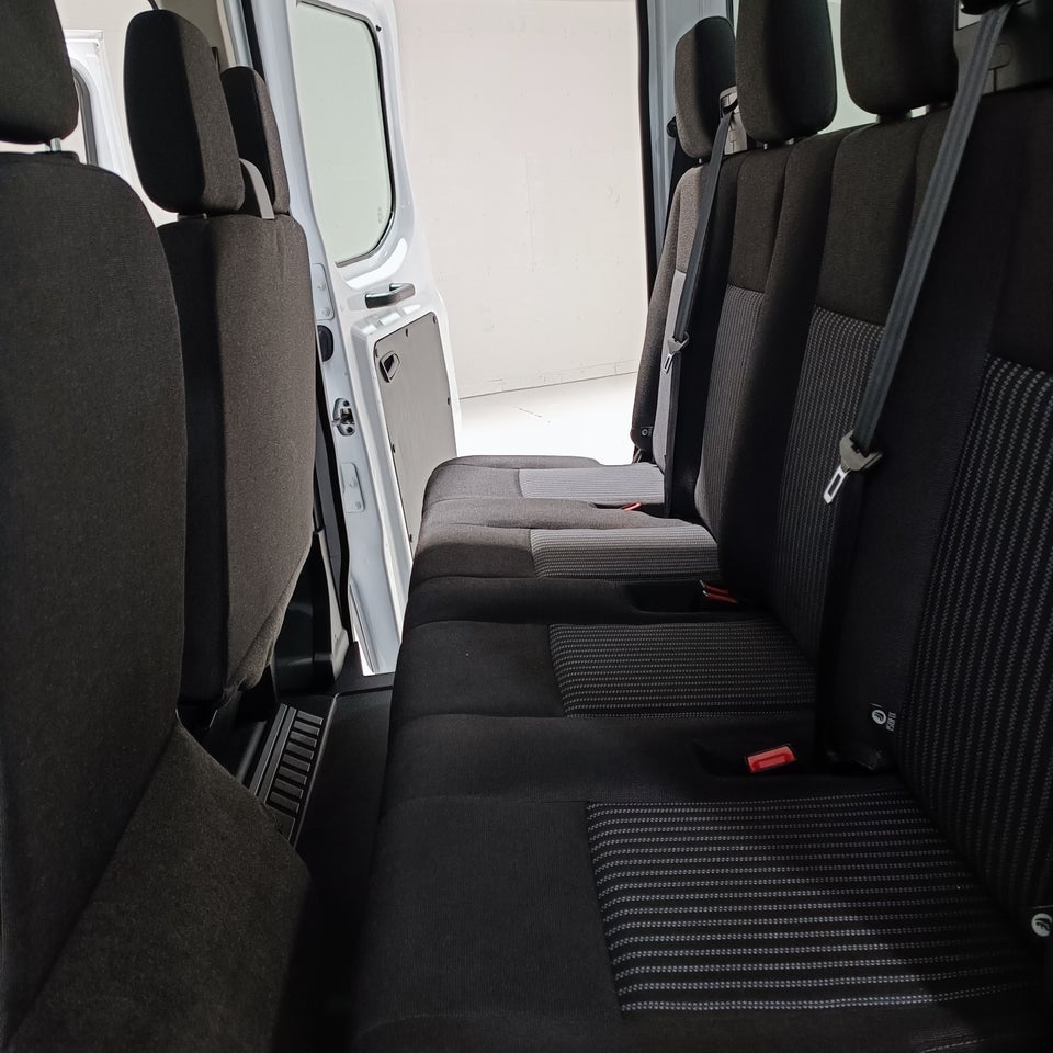 Ford Transit 350 L3 Chassis 2,0 TDCi 130 Mandskabsvogn Trend FWD 4d