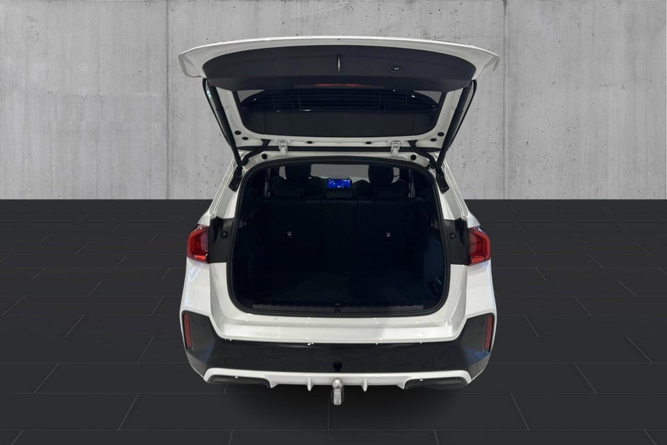 BMW iX1 xDrive30 M-Sport 5d