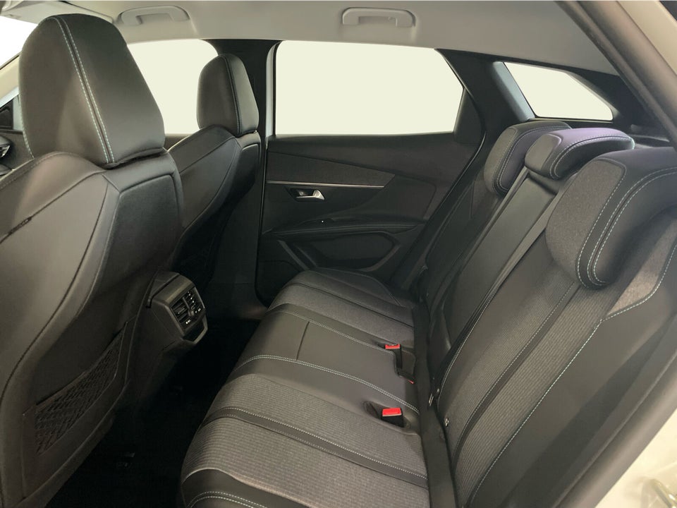 Peugeot 3008 1,6 Hybrid Allure Pack EAT8 5d