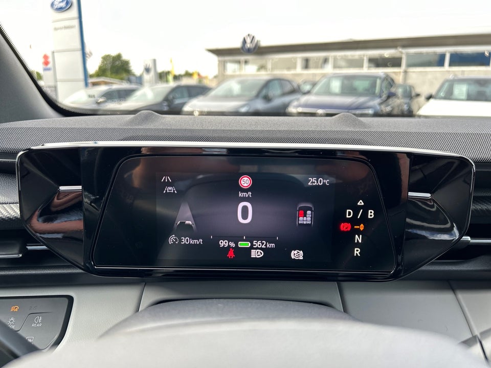 Ford Explorer 82 Premium Extended Range 5d