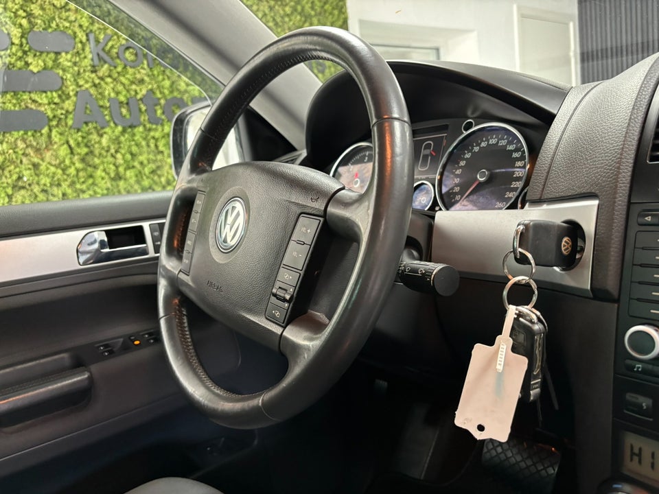 VW Touareg 2,5 TDi Tiptr. 4Motion 5d