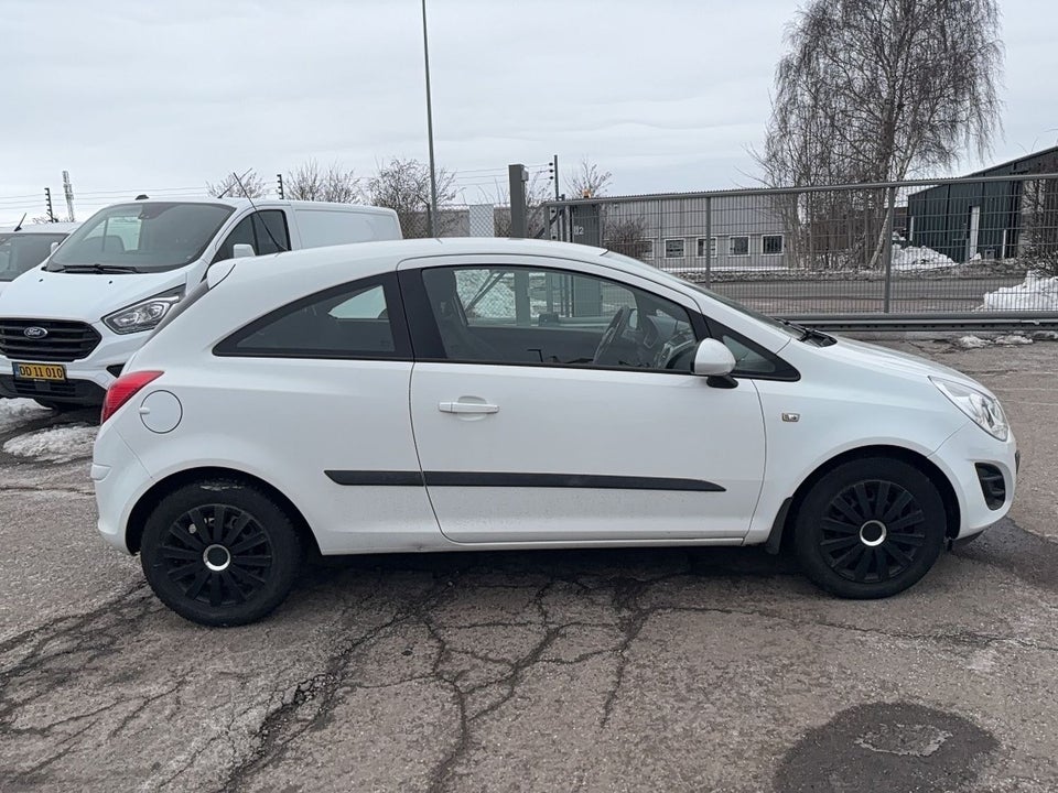 Opel Corsa 1,0 12V Enjoy 3d