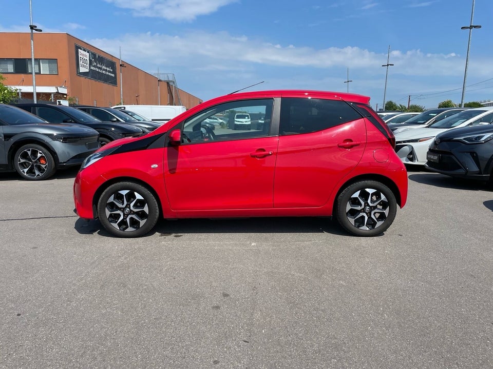 Toyota Aygo 1,0 VVT-i x-press 5d