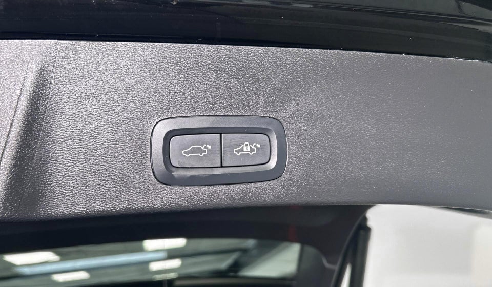 Volvo XC40 P6 ReCharge Plus 5d