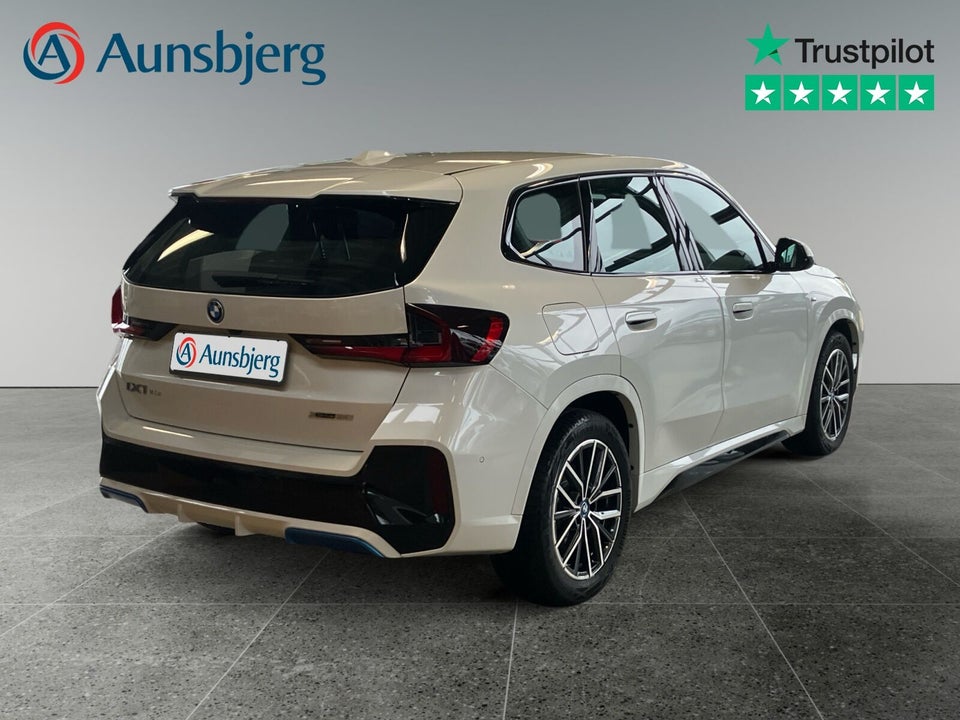 BMW iX1 xDrive30 M-Sport 5d