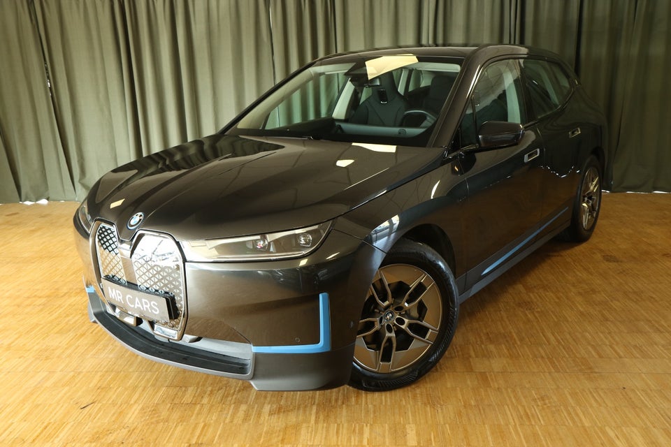 BMW iX xDrive40 Sport 5d