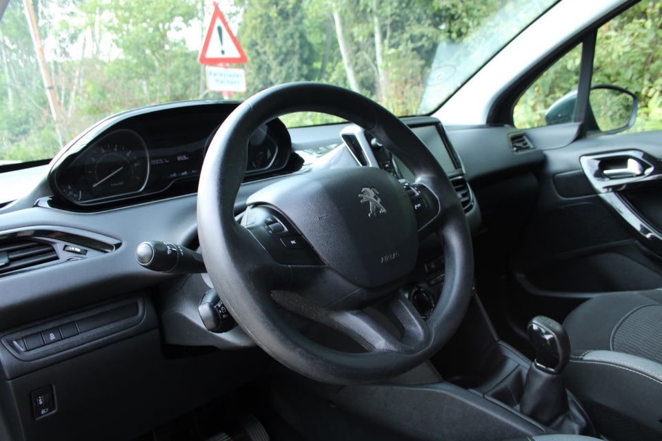 Peugeot 208 1,2 e-THP 110 Active 5d