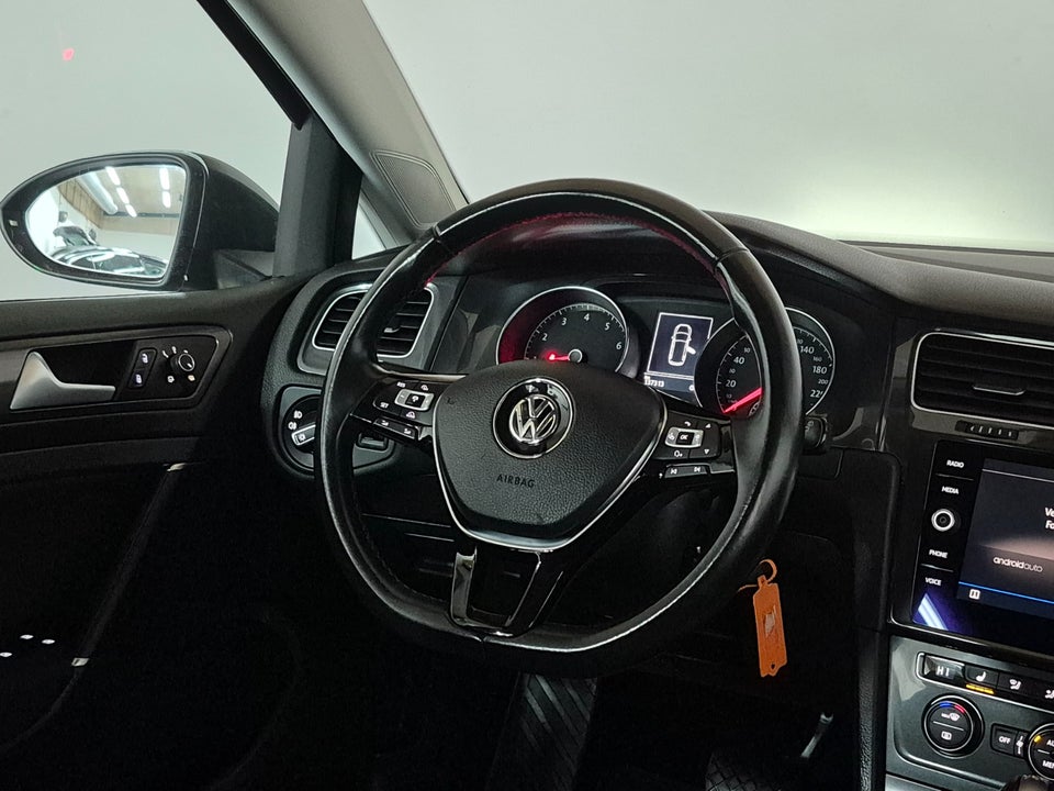 VW Golf VII 1,4 TSi 125 Comfortline Variant DSG 5d