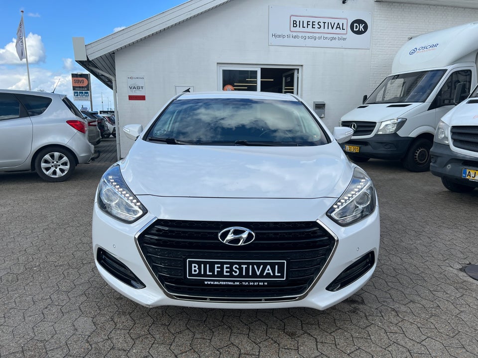 Hyundai i40 1,7 CRDi 115 Premium 4d