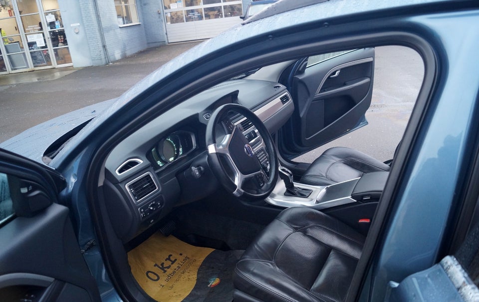 Volvo V70 2,0 D4 181 Momentum aut. 5d