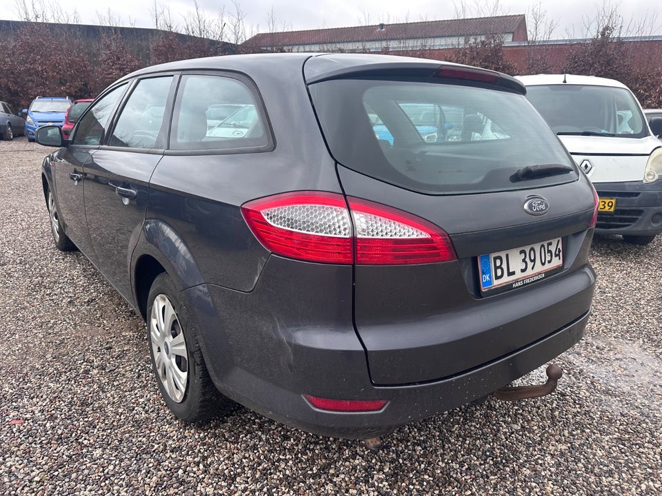 Ford Mondeo 2,0 145 Trend Collection 5d