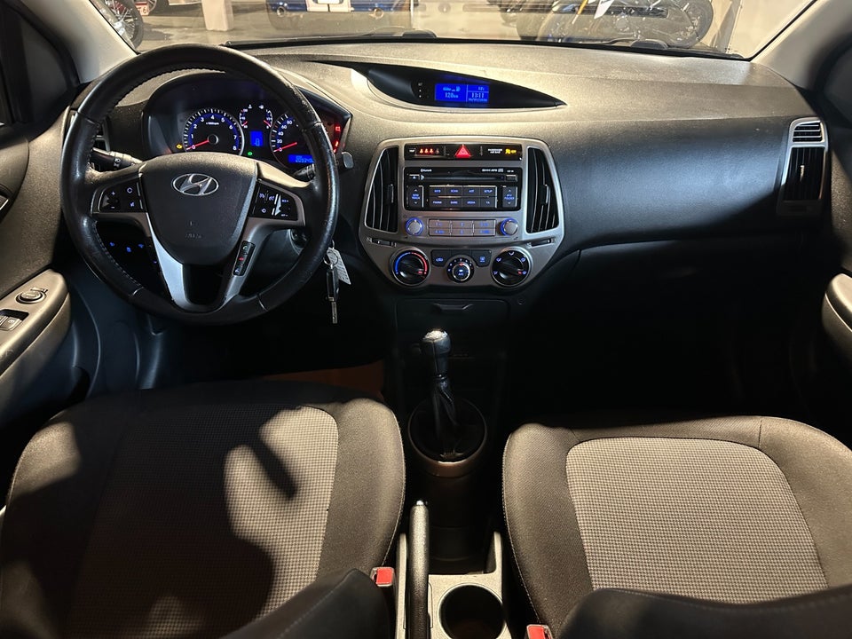 Hyundai i20 1,25 Classic XTR 5d