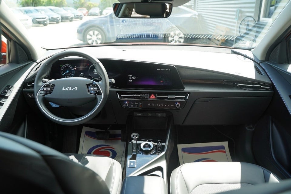 Kia Niro 64 EV Prestige 5d