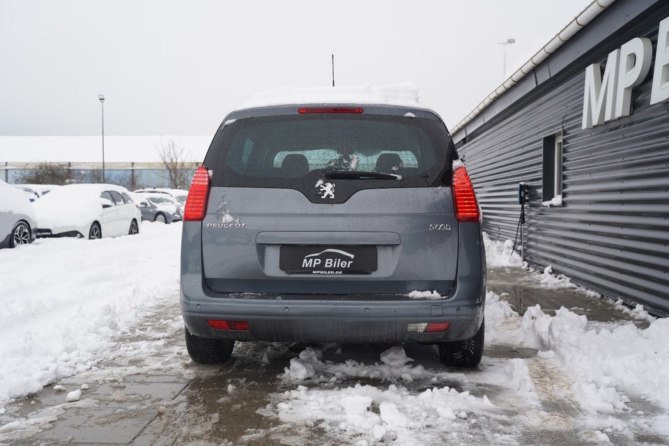 Peugeot 5008 2,0 HDi 150 Style 7prs 5d