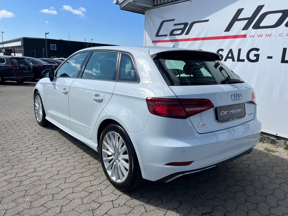 Audi A3 1,4 e-tron Sportback S-tr. 5d