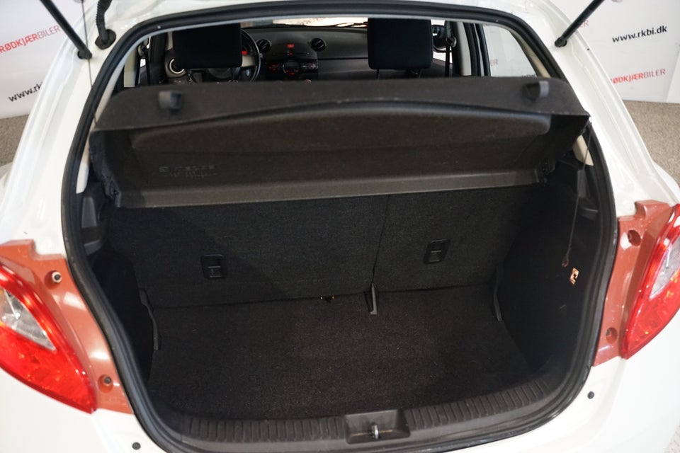 Mazda 2 1,3 Takara Edition 5d