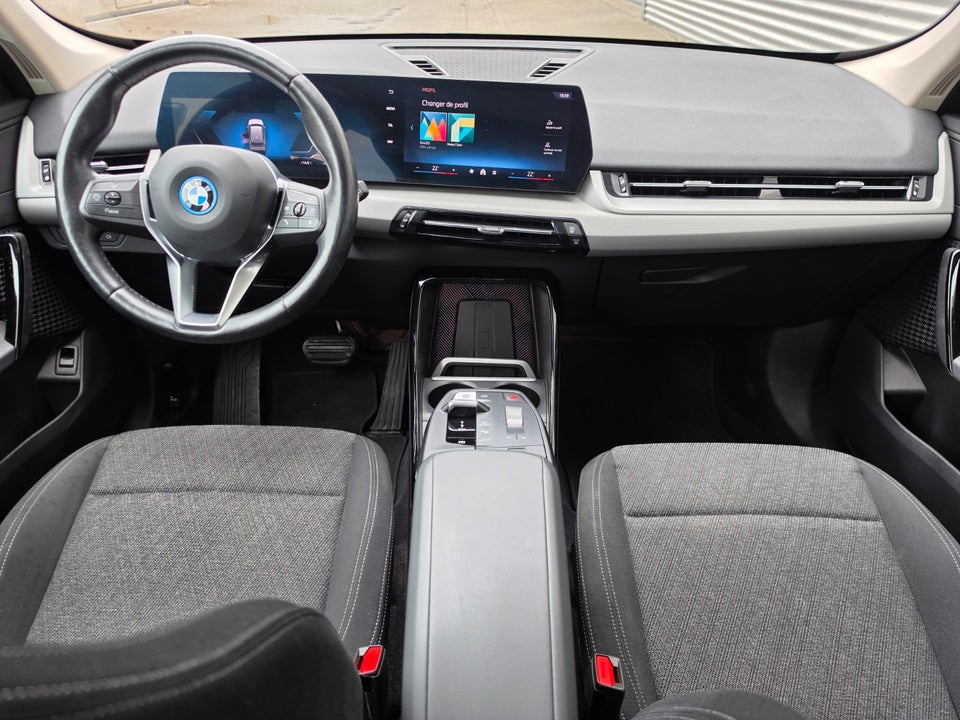 BMW iX1 eDrive20 X-Line 5d