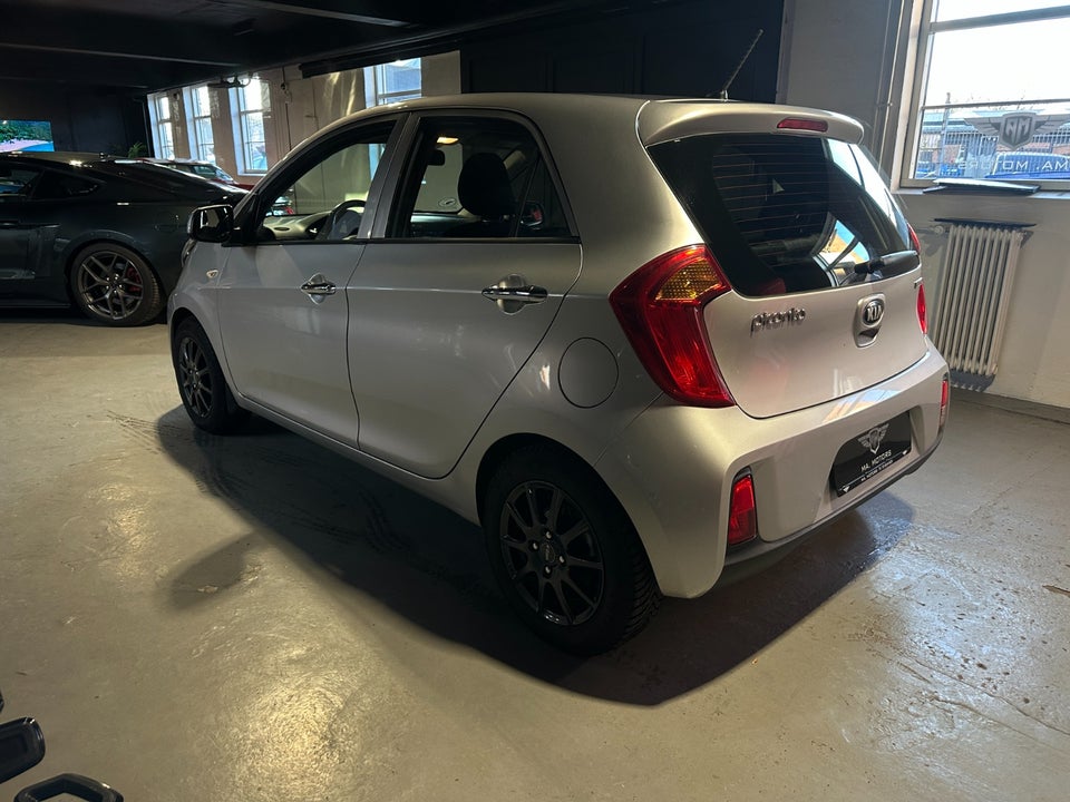 Kia Picanto 1,0 Attraction Sport 5d