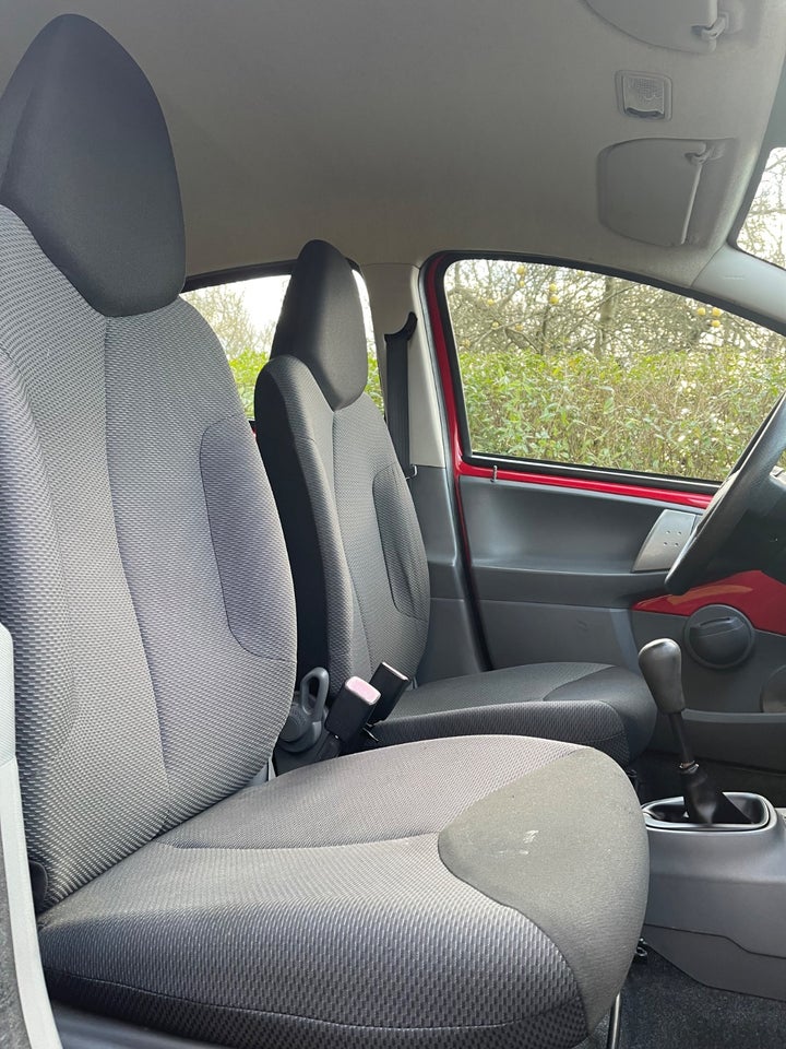 Toyota Aygo 1,0 Plus 5d