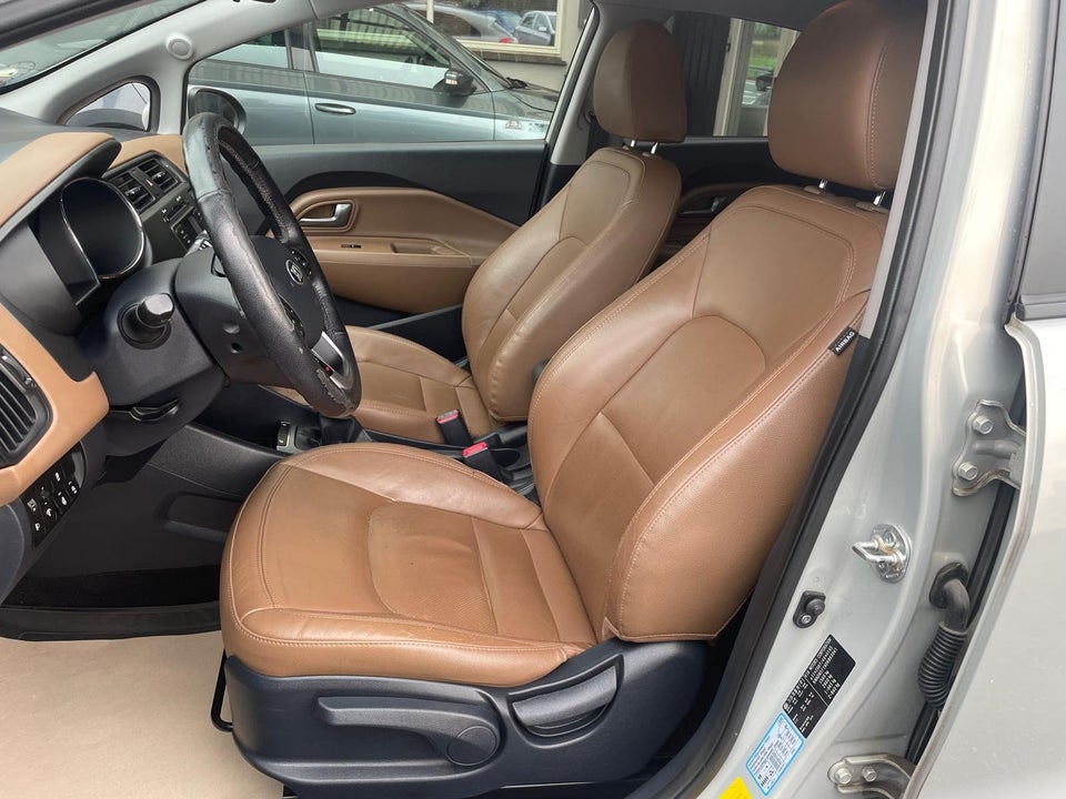 Kia Rio 1,2 CVVT Exclusive 5d
