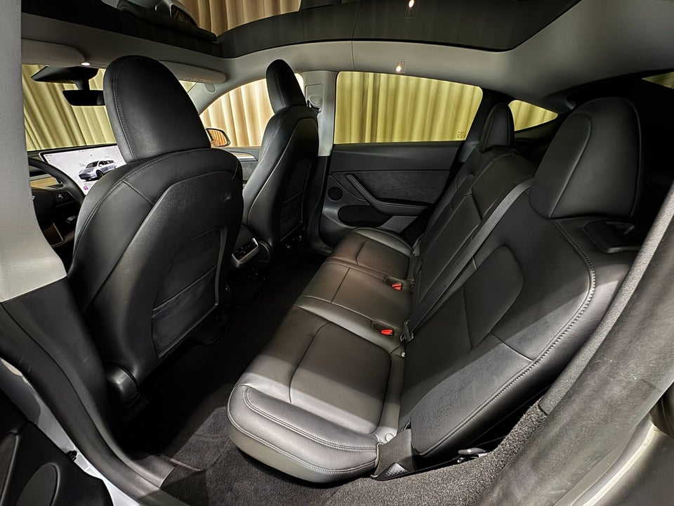 Tesla Model Y Performance AWD 5d