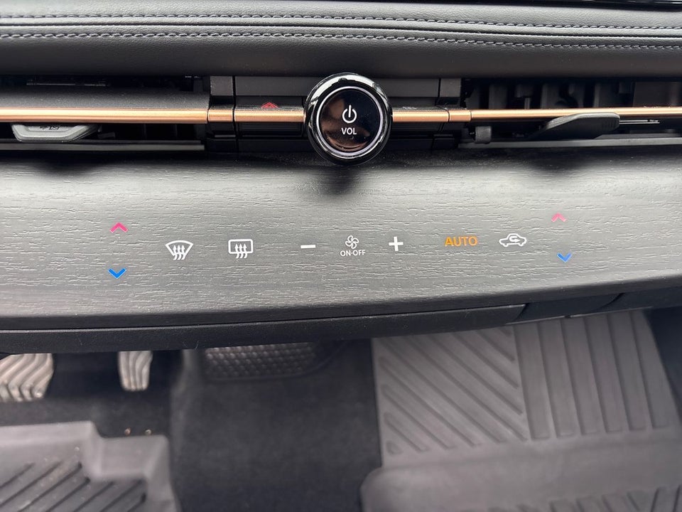 Nissan Ariya 63 Engage 5d