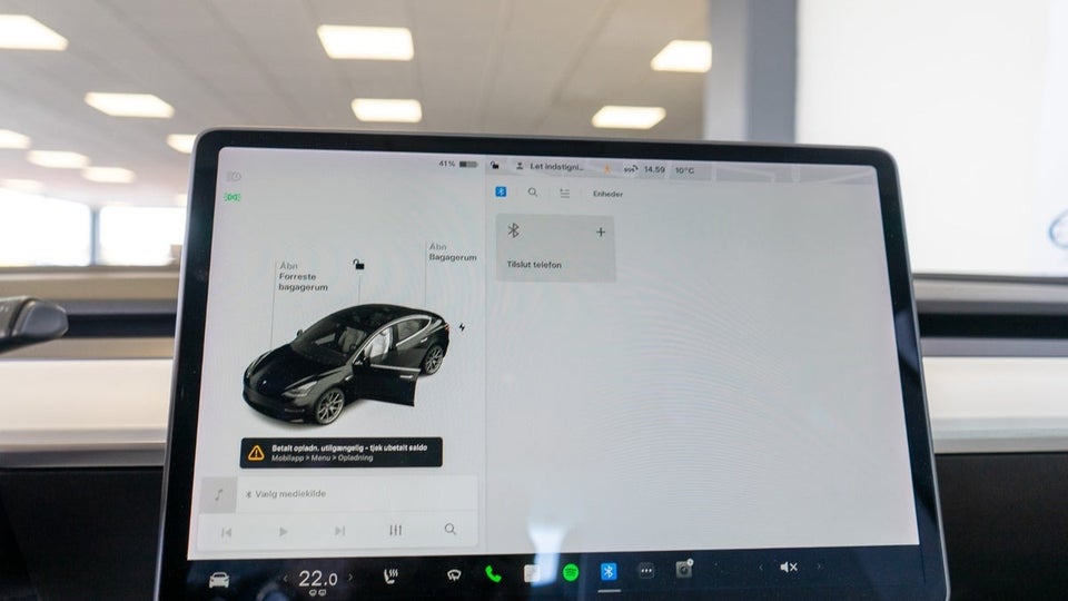Tesla Model 3 Long Range AWD 4d