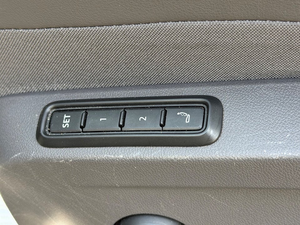 VW Multivan 1,4 eHybrid Style DSG kort