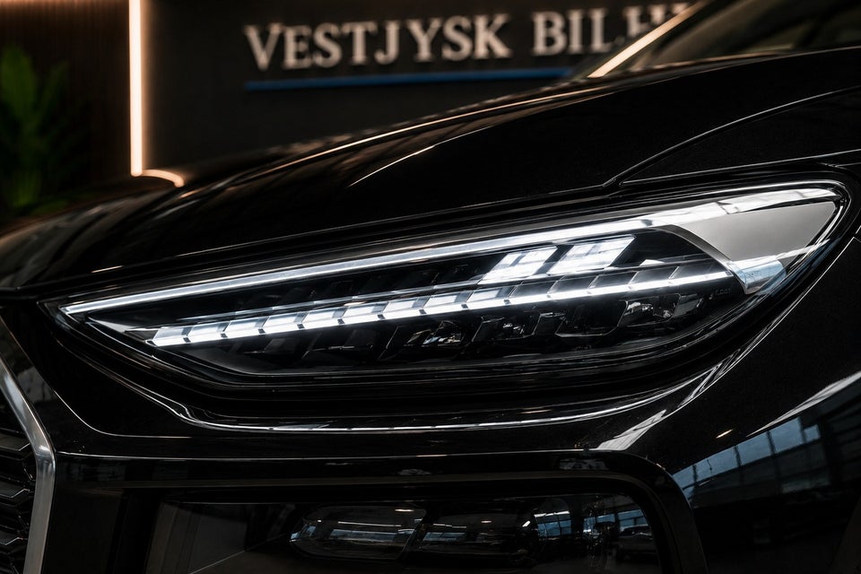 Audi Q6 e-tron S-line quattro 5d